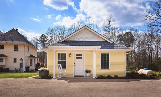 Heber Springs House | Morgan's at the Little Red - Brandimore Cottage
