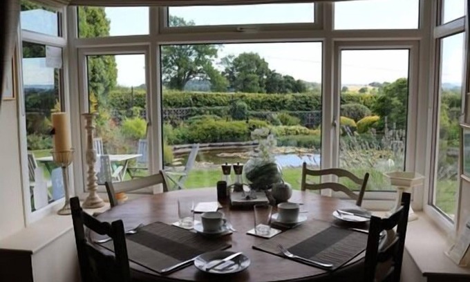 Mortimers Cross Bed & Breakfast | Mortimer Trail B & B
