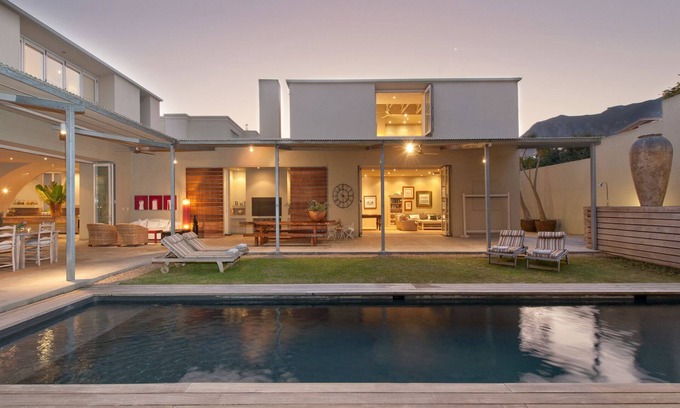 Voelklip House | Mosselberg on Grotto Beach