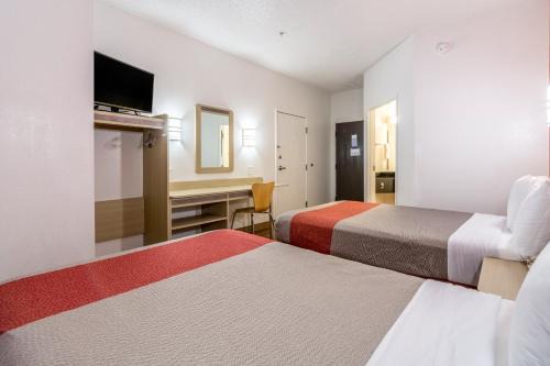 Fort Mill Hotel | Motel 6 Fort Mill, SC - Charlotte