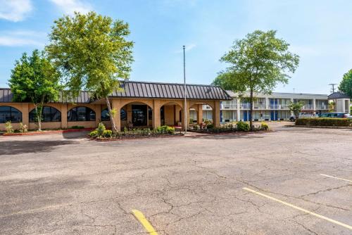 Natchitoches Hotel | Motel 6-Natchitoches, LA