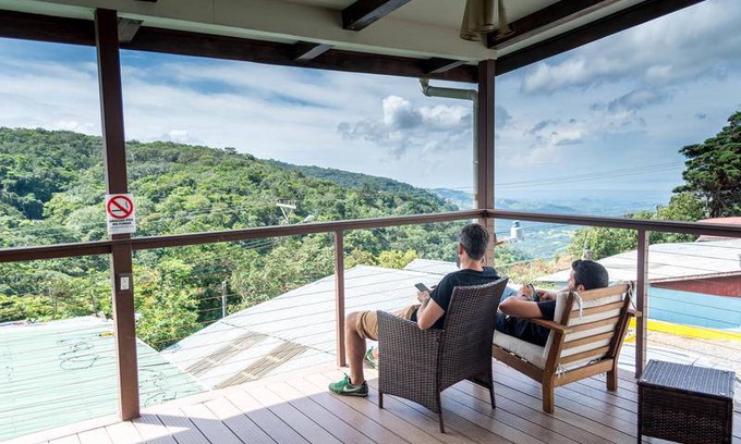 Santa Elena House | Motel ∙ 8 guests