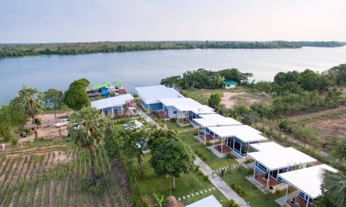 Phibun Mangsahan House | Motel ∙ 8 guests