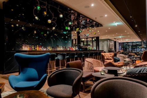 Hauptbahnhof Hotel | Motel One Stuttgart-Hauptbahnhof