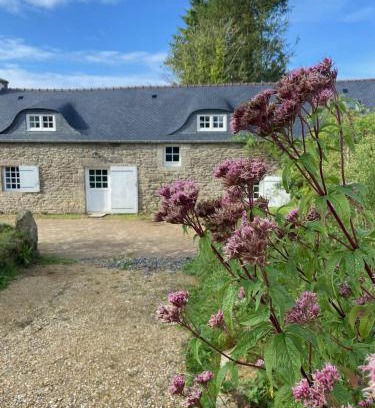 Brennilis House | Moulin de Kerstrat