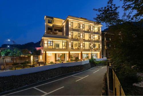 Wulingyuan House | Mountain and Bamboo B&B Zhangjiajie Forest Park Branch