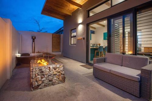 Sandbaai Apartment | Mountain and Sea Cottage