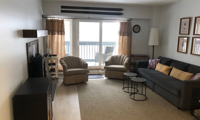 Killington Condo | Mountain Green Killington VT 2 Bedroom Walk/Shuttle to Snowshed