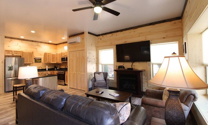 Bryson City House | Mountain Honeymoon- Bryson Village