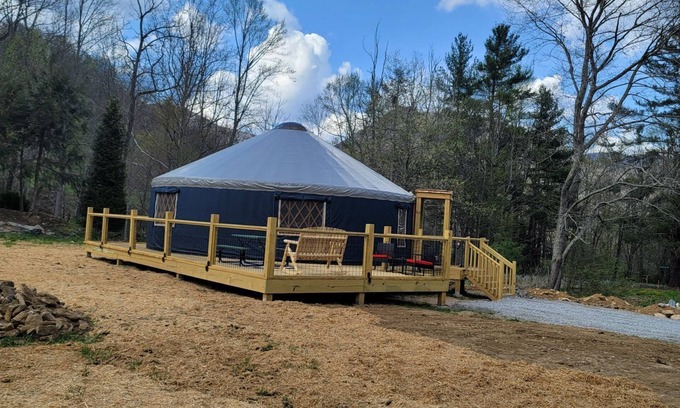 Maggie Valley House | Mountain Laurel, Yurt Village (#73) Big Blue Yurt