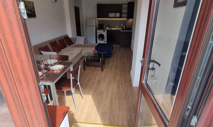 Kvartal Noviya Grad Apartment | Mountain Paradise 2 - Cosy 2 Bed Mountain View Apartment - Washer