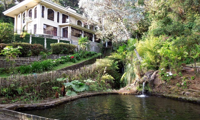 Roble House | Mountain Retreat and Trout Fishing Adventure in a Tranquil Setting