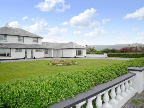 Louisburgh House | Mountain View Holiday Home