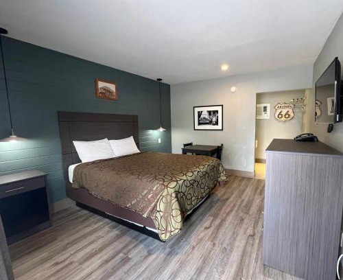 Flagstaff Hotel | Mountain View Inn