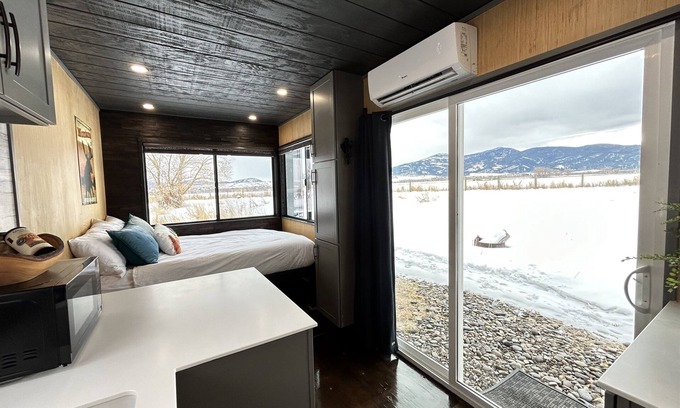 Bozeman Cabin | Mountain View | sauna/gym | 3 Miles To MSU/Main St