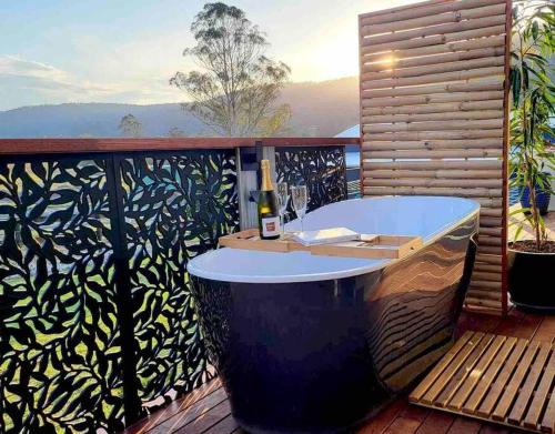 Canungra House | Mountview Alpaca Farmhouse