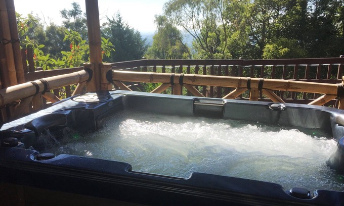 The Basin Cottage | Mountview Spa Cottage - Dandenong Ranges.