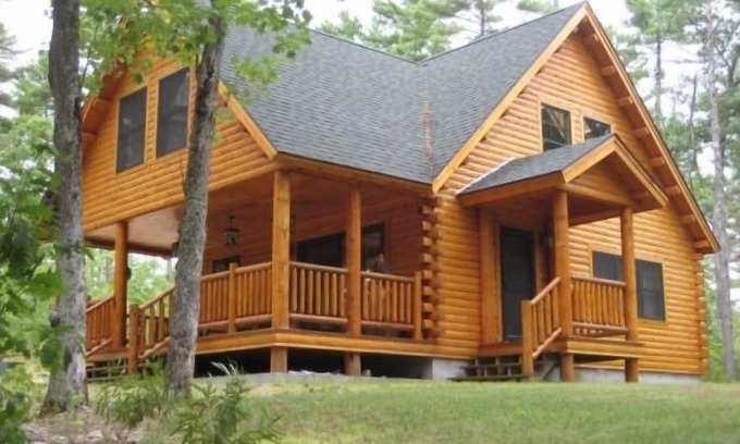 Shapleigh Cabin | Mousam Lake Lodge Decorated 3 Bedroom Log Cabin W/Sandy Beach