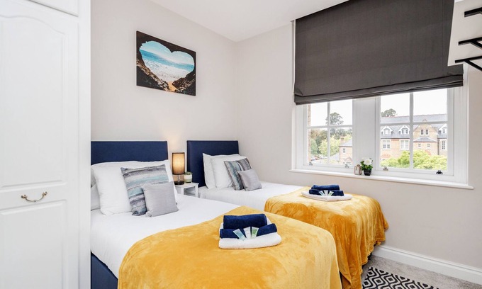 Watford Apartment | MPL Apartments - Watford The Junction Short-term Corporate Let 2bed/FREE PARKING