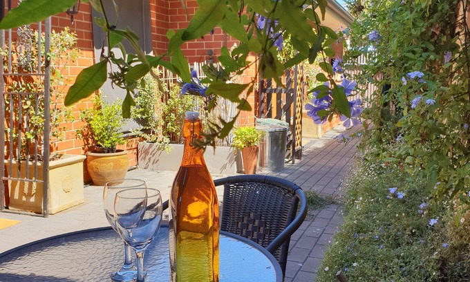 Mount Barker Apartment | Mt Barker -FrostWood House