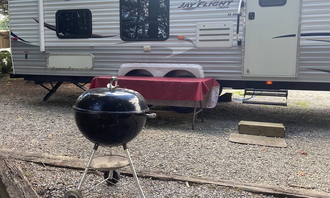 Muddy Pond RV Rental | MuddyPond Campground is a beautiful,and peaceful,relaxing place,