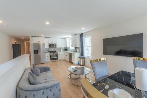 Lower Vailsburg Apartment | muiz villa