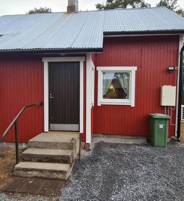 Kokemaki House | Mukavä mökki luonnon rauhassa maaseudulla.