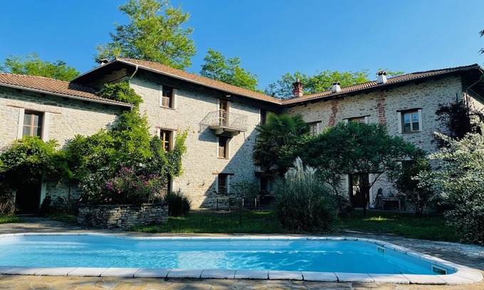 Torre Bormida House | Mulino Gorretta, en Historisk Mølle med Privat Swimmingpool