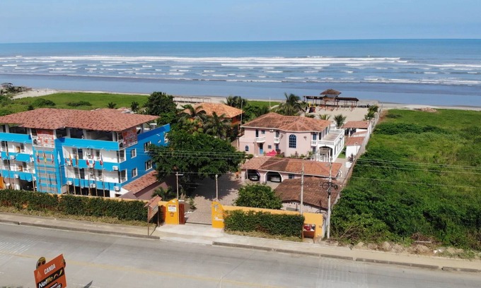 Canoa Apartment | Munay apartments with spectacular ocean view
