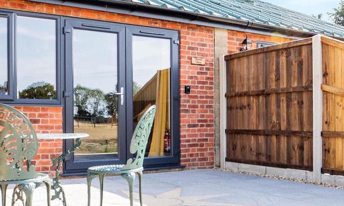 Aldborough Apartment | Muntjac View, Beechcroft Barns, Cawston, Norfolk
