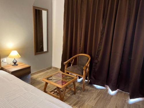 Greater Noida Apartment | Murti Home Stays