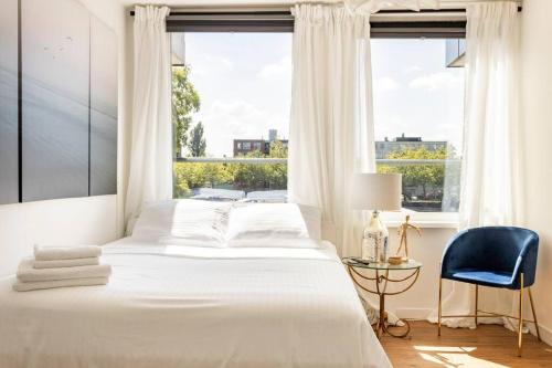 Nieuw-West Apartment | My Apartment on the Water