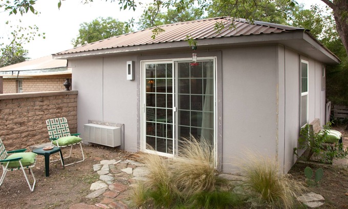 Marfa Cottage | My Casita: Serene Renovated Adobe W/ Sunset Views, Courtyard, AC/Heat, WiFi