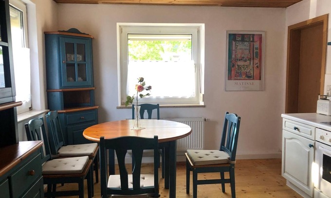 Kemmern Apartment | "My Holiday Home Rosenbusch 1" with Private Terrace, Garden and Wi-Fi