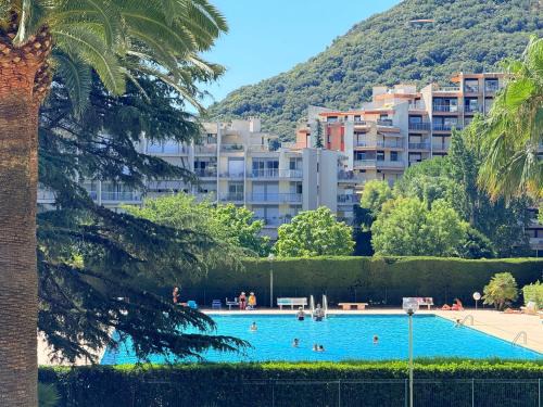 Mandelieu-La-Napoule Apartment | My Resid Appart Marina vue la Colline des Mimosas