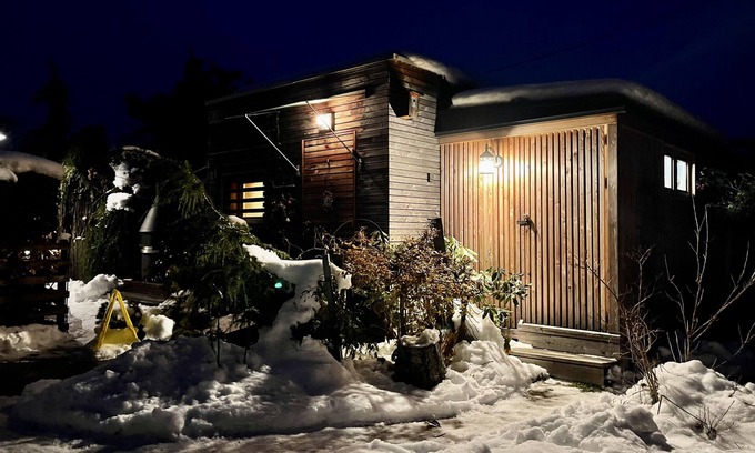 Treffen Ski Chalet | My Tiny Moos- Exclusive vacation in a Tiny House