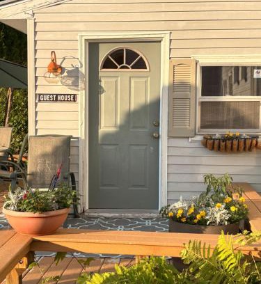Oakland House | My Valhalla Farm