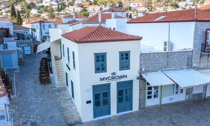 Hydra Apartment | MyCrown Suite, Luxurious, sea view at port of Hydra