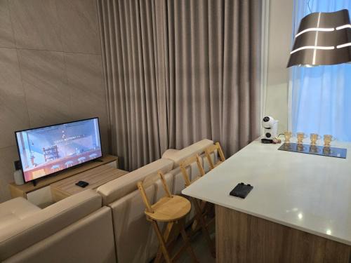 Eulji-ro Apartment | Myeongdong, Gwanghwamun, Jongno, DDP, Namsan