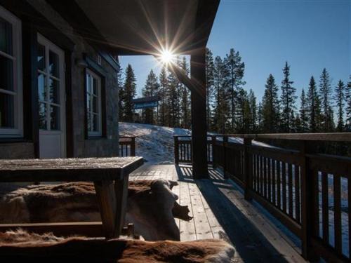 Bjornrike Apartment | Mysig lägenhet i Björnrike mitt i skidbacken med terrass och utsikt över Sonfjället