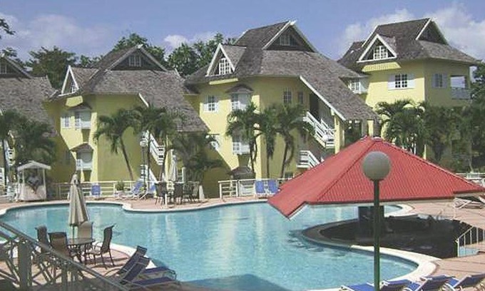 Ocho Rios Apartment | Mystic Ridge 27 F