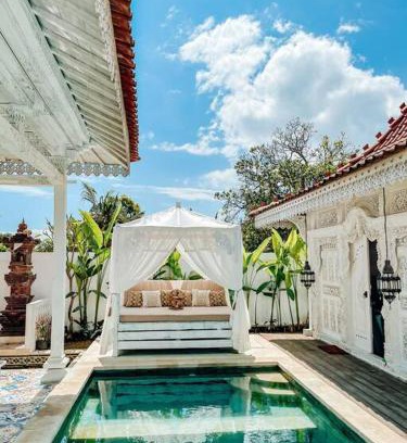 Mushroom Bay Villa | Mytongos Private Villa