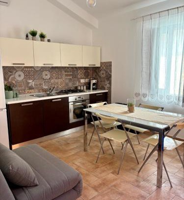 Oliveri House | Nàuloco