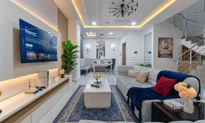Ofin House | n3BR Lekki | 5min to Beach | Perfect for Couple Family+ Free Airport fast track