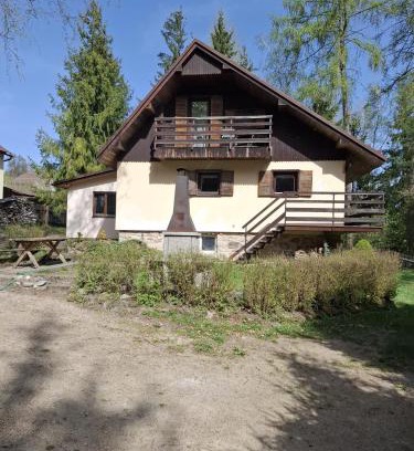 Libnatov House | Na samotě u lesa