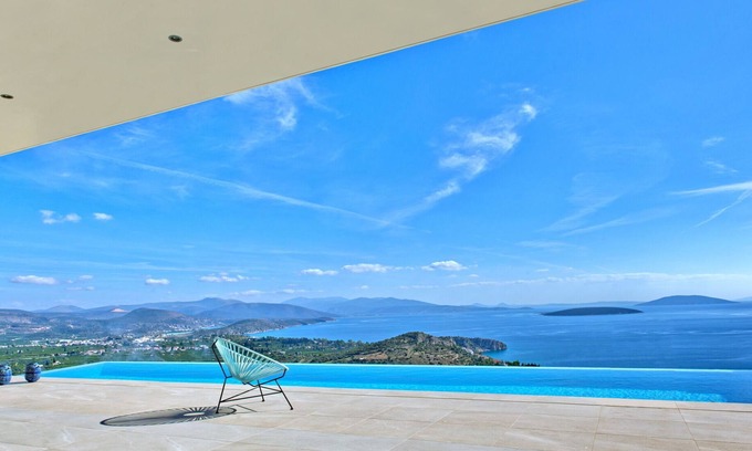 Nafplio Villa | NafplioBlu - Villa for 6-8 with amazing sea and valley views + infinity pool