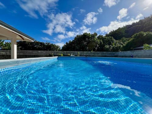 Fare Villa | Nanihi Villa - 5 min airport, Wifi, AC & Pool