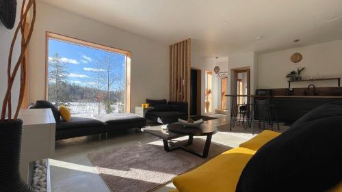 Les Collines-de-l'Outaouais Regional County Municipality House | Nature Eco Suite in Wakefield Quebec