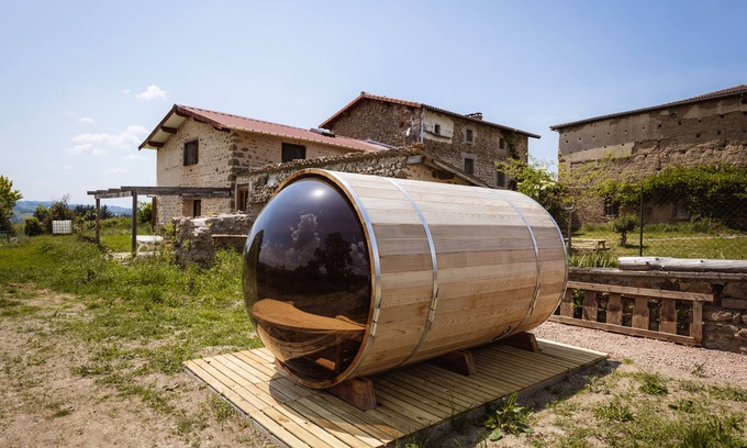 Augerolles Cottage | Nature gite, natural swimming pool, sauna, Nordic bath, farmhouse