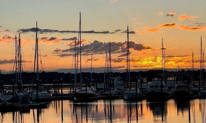 Warwick Apartment | Nautical, romantic suite w/deck overlooking Warwick Neck Cove, pet-friendly!